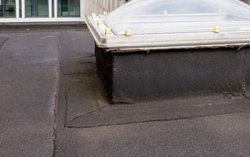disadvantages of Sideway flat roofs